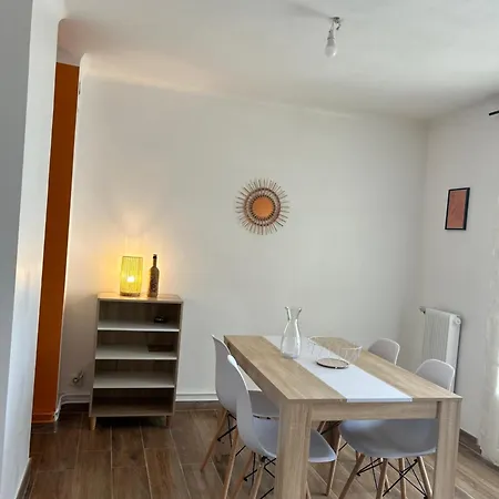 Apartment Charmant 3 Pieces *
